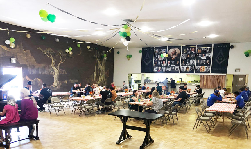 Banquet hall, wide angle